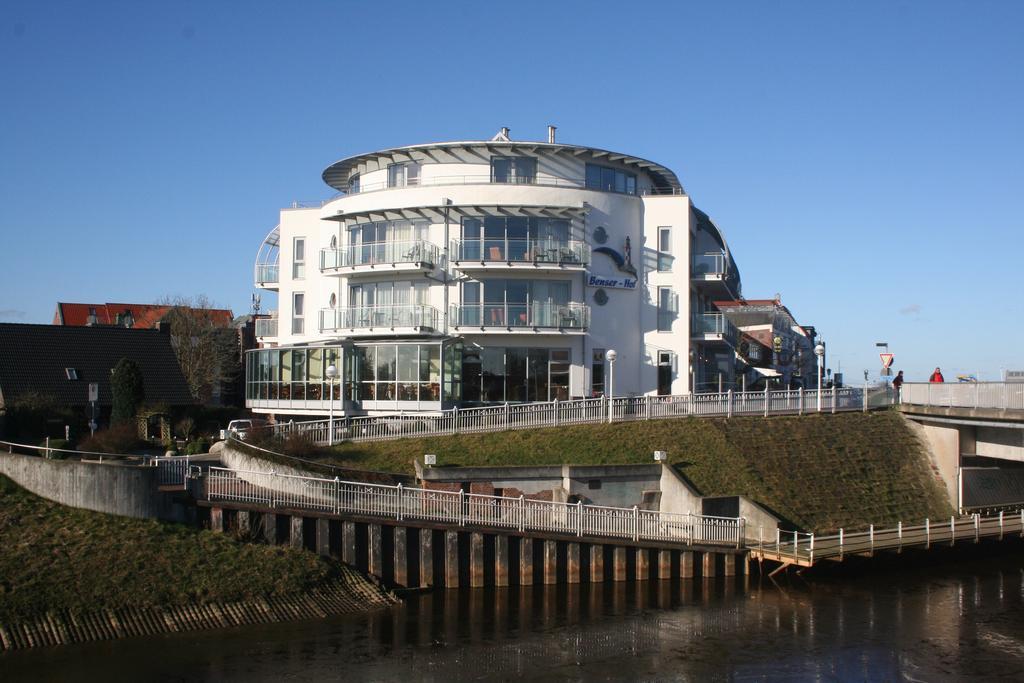 Nordseehotel Benser Hof Am Hafen Bensersiel Exterior foto